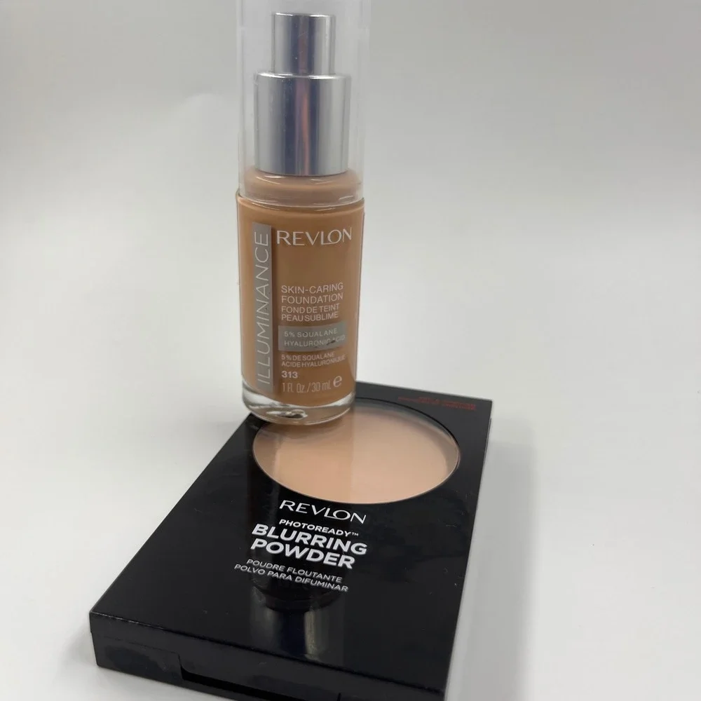 Revlon Illuminance Foundation 313 Light Tan &‎ PhotoReady Blurring Powder Set